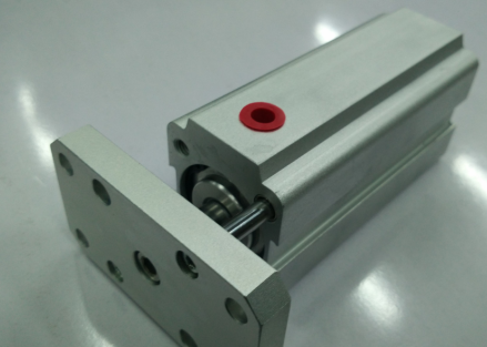 空调系统用气缸